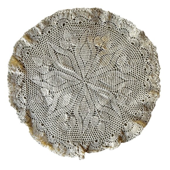 Pair Of Handcrafted Cotton Lace Doilies 12" Diameter Cream Wedding Granny Core - Picture 9 of 10